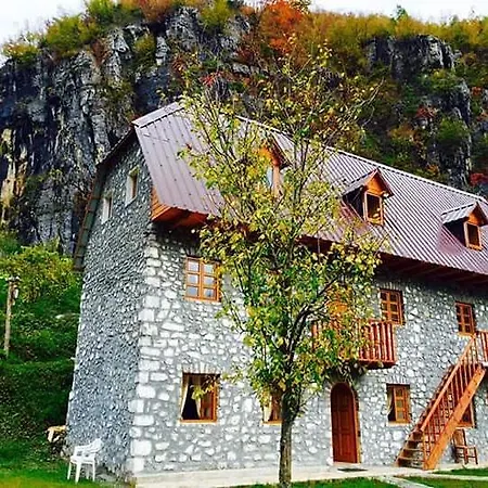 Vendégház Bujtina Berishta