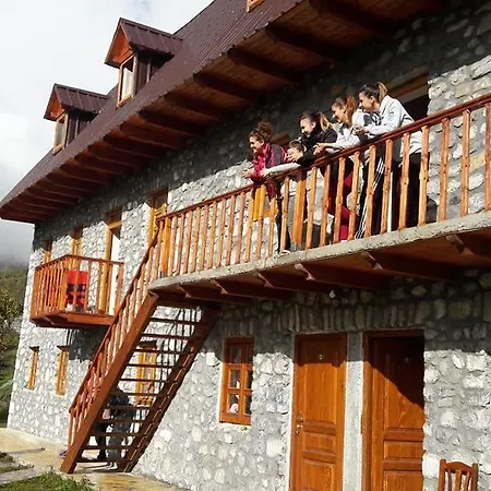 Bujtina Berishta Guest house 5*