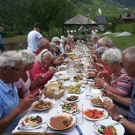 Bujtina Berishta Guest house