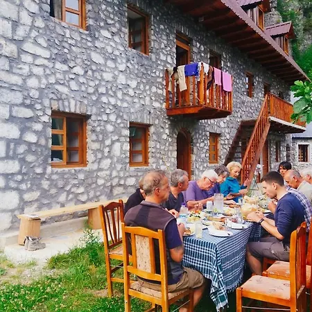 Bujtina Berishta Theth