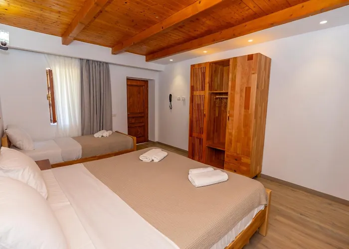 Bujtina Berishta 세스