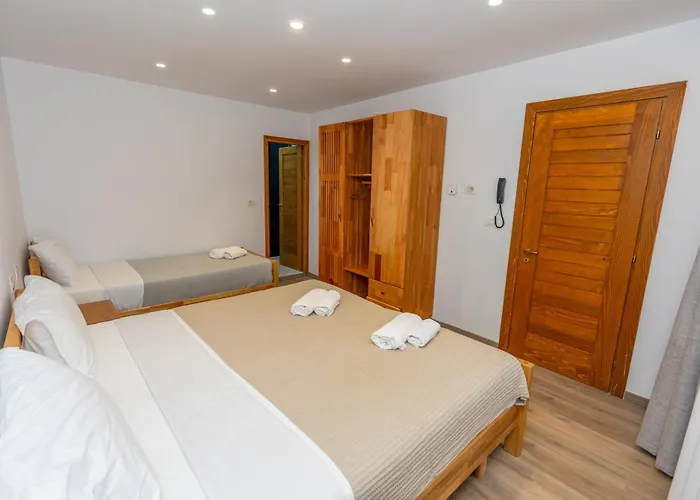 Bujtina Berishta 5*